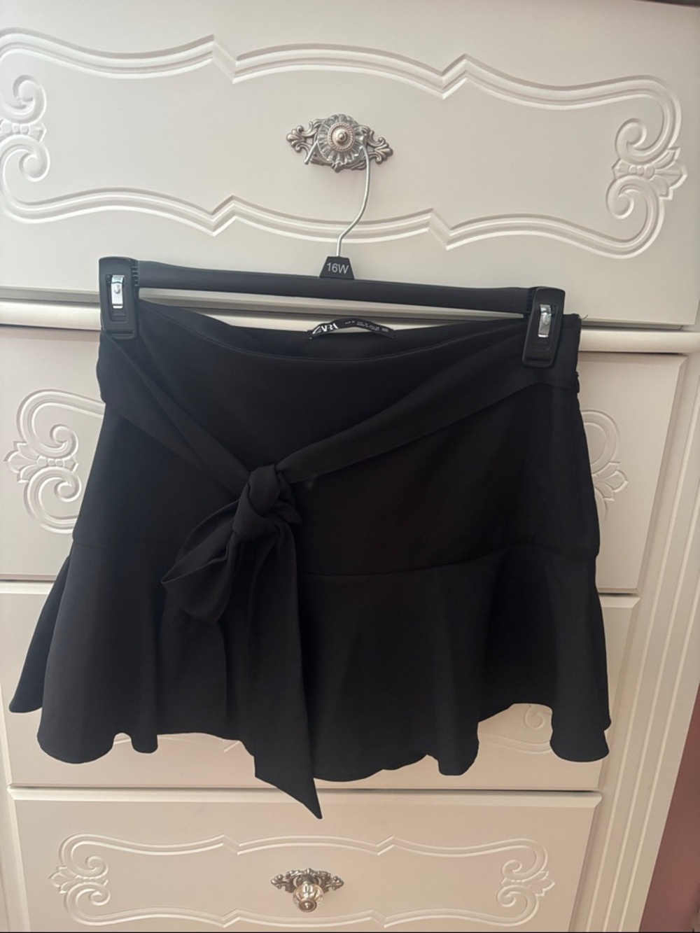 Zara Black Bow Tie-Front Mini Skort with Ruffle Hem
